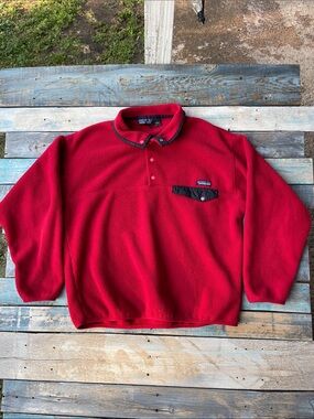 Vintage Patagonia Synchills 25450 Red Fleece Pullover with Black Trim USA Made